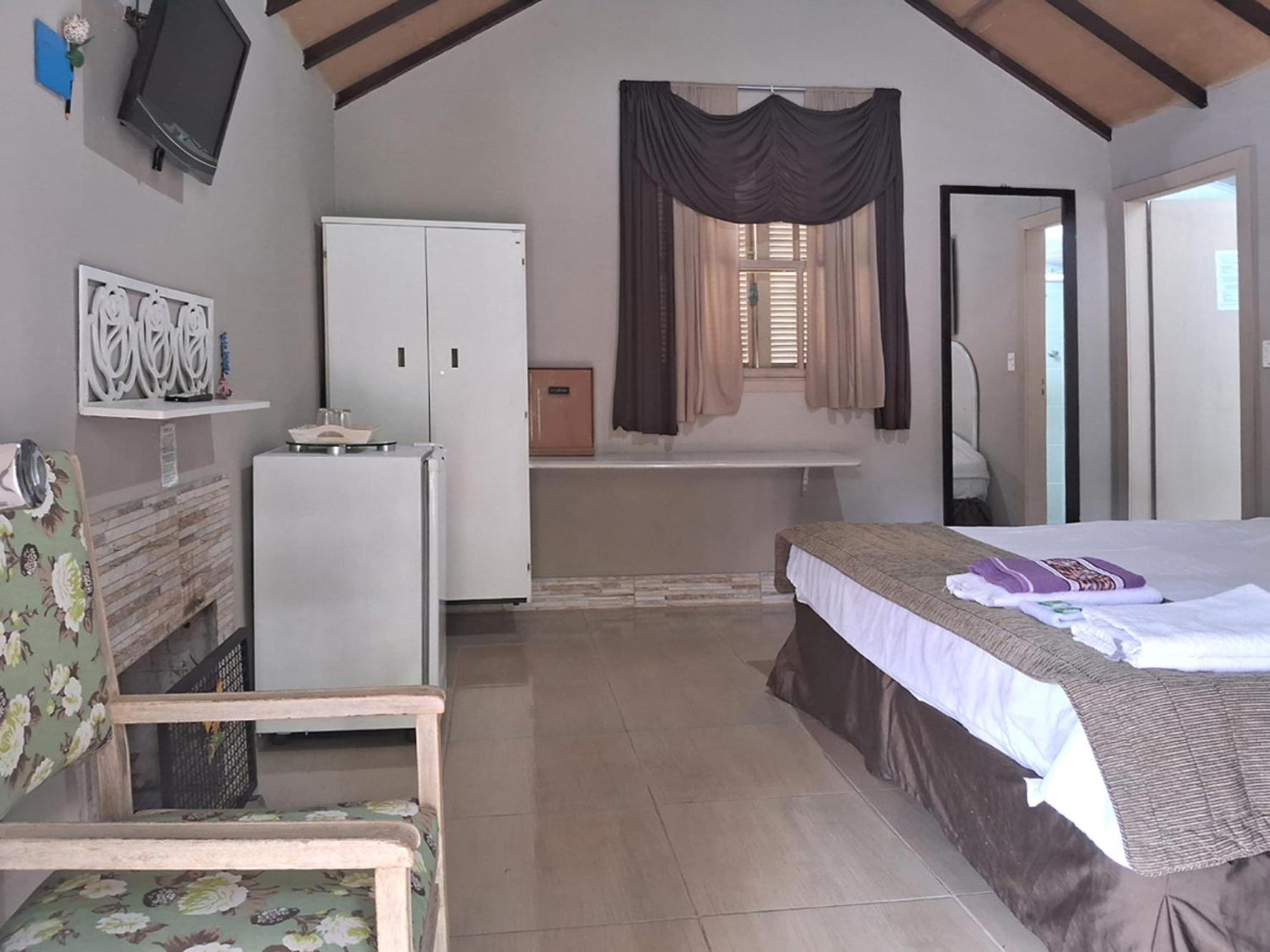 Pousada Juriti - Eco Hotel São Roque エクステリア 写真